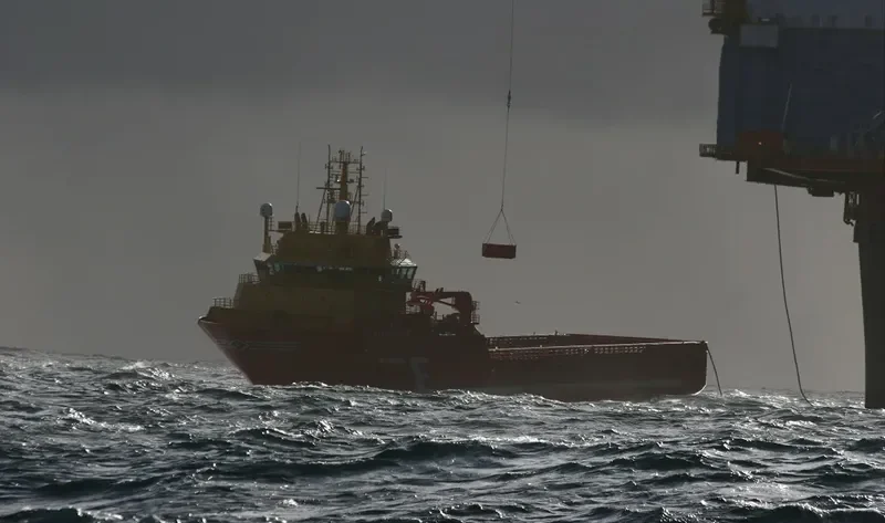 VIKING ENERGY Offshore Vessel IMO 9258442 photo 8
