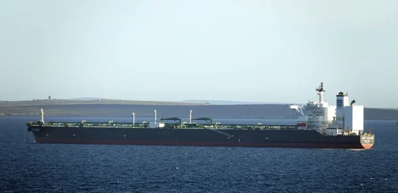 FORTUNE III Tanker IMO 9258519 photo 9