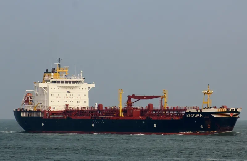 ALIMAS Tanker IMO 9258624 photo 6