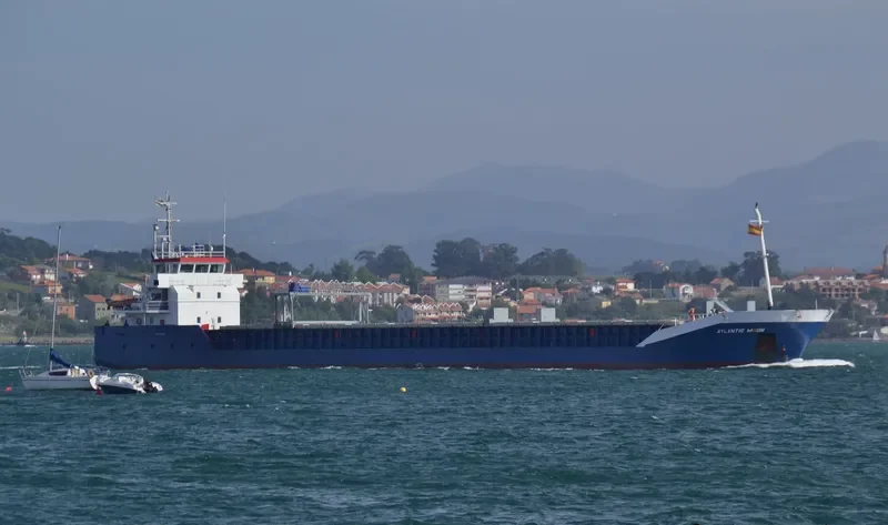 ATLANTIC MOON General Cargo IMO 9259032 photo 6