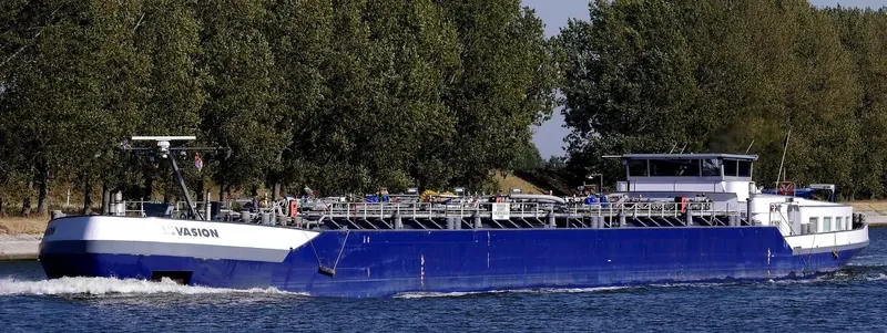 INVASION Tanker IMO 9259252 photo 7