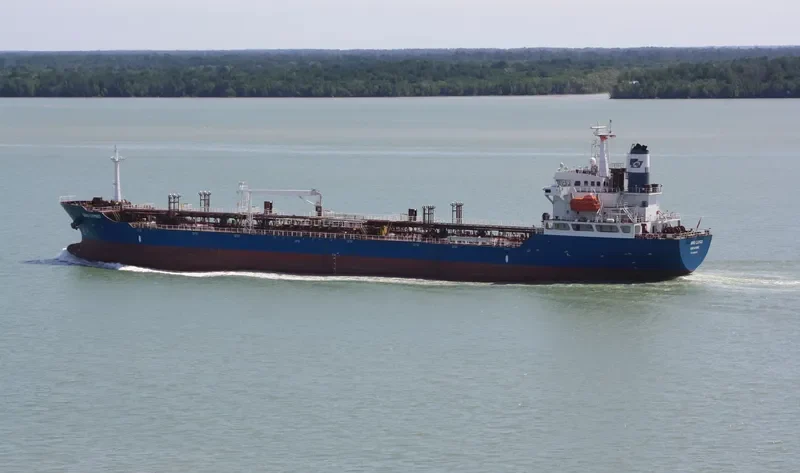 BRO COMBO Tanker IMO 9259719 photo 4