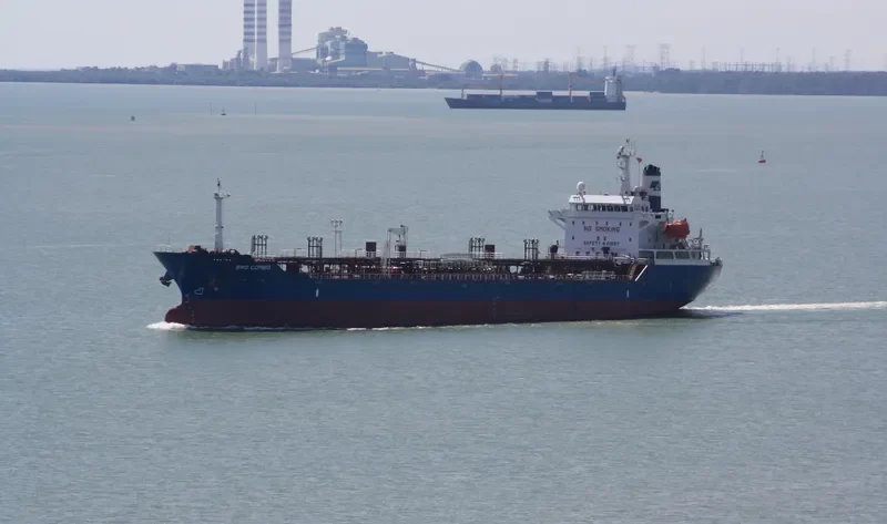 BRO COMBO Tanker IMO 9259719 photo 5