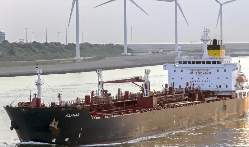 AZAHAR Tanker IMO 9259915 photo 9