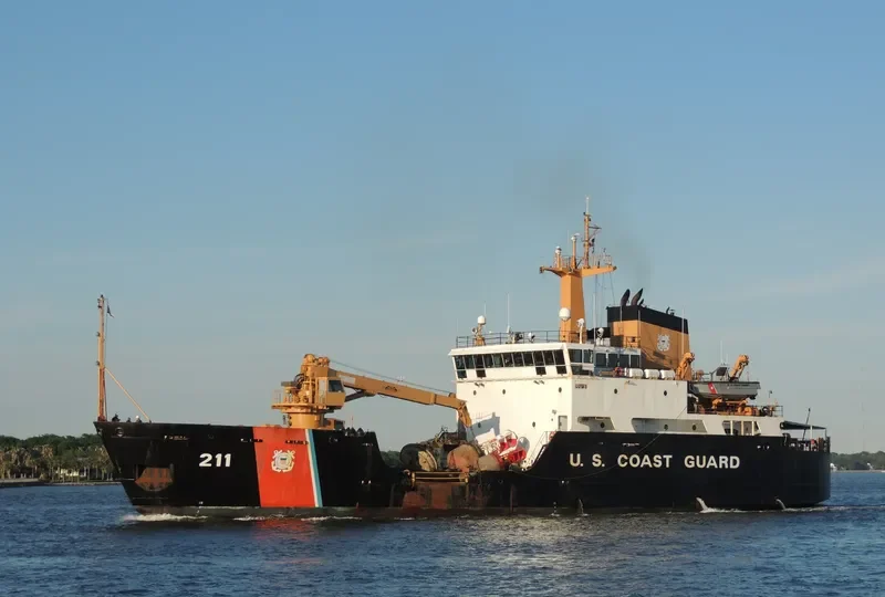 USCGC OAK WLB 211 General Cargo IMO 9259953 photo 5