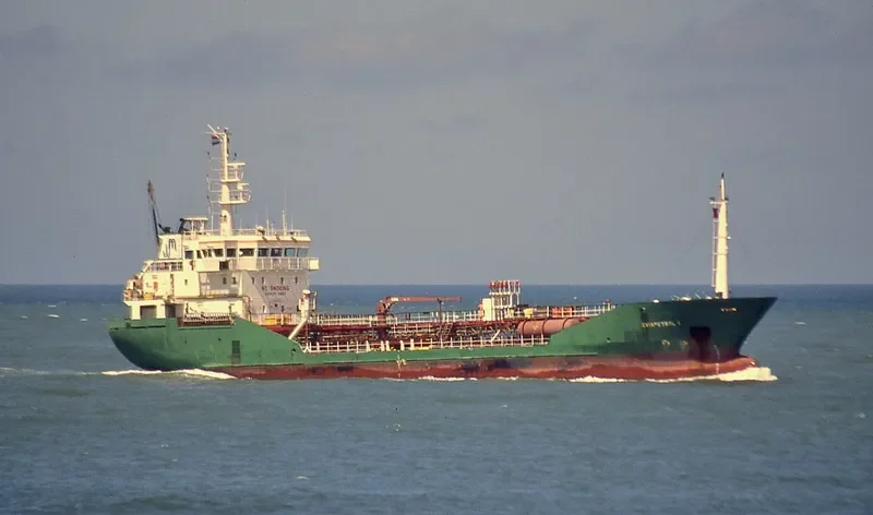EVIAPETROL I Tanker IMO 9260392 photo 4