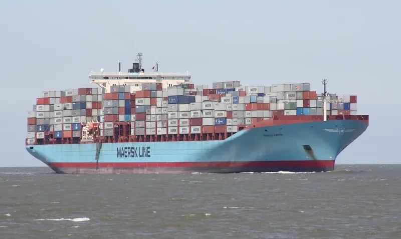 ARNOLD MAERSK Container Ship IMO 9260433 photo 3