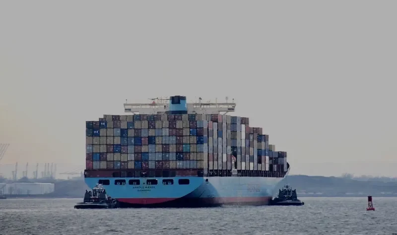 ARNOLD MAERSK Container Ship IMO 9260433 photo 5