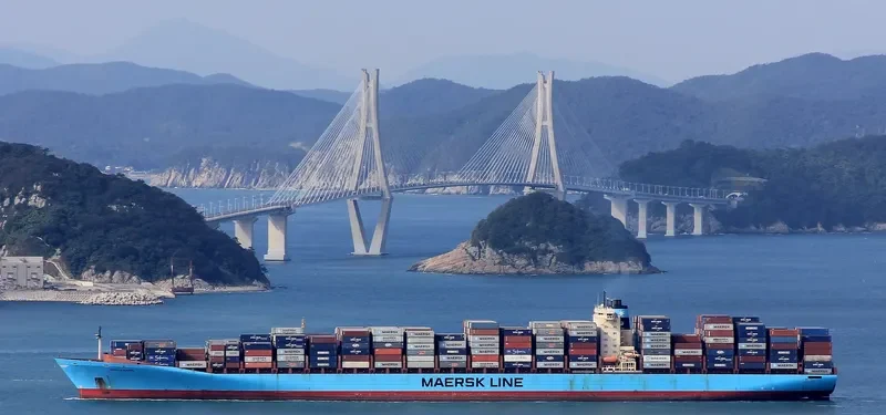 ARNOLD MAERSK Container Ship IMO 9260433 photo 38