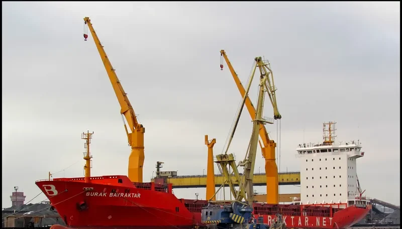 BURAK BAYRAKTAR Container Ship IMO 9260536 photo 9