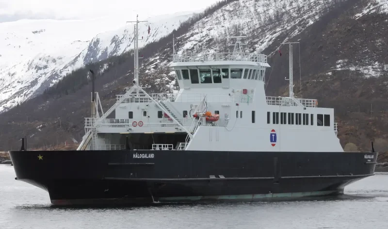 HALOGALAND Ro-Ro IMO 9260885 photo 3