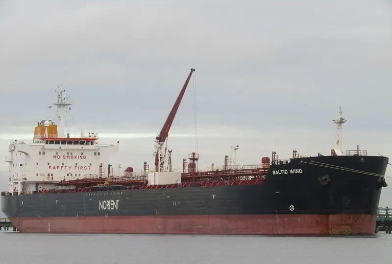 BALTIC WIND Tanker IMO 9261401 photo 2