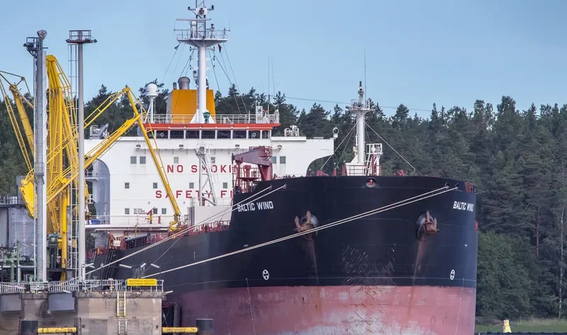 BALTIC WIND Tanker IMO 9261401 photo 8