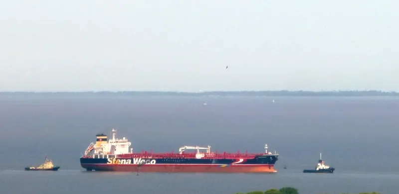 SHANDONG ZIHE Tanker IMO 9261657 photo 9
