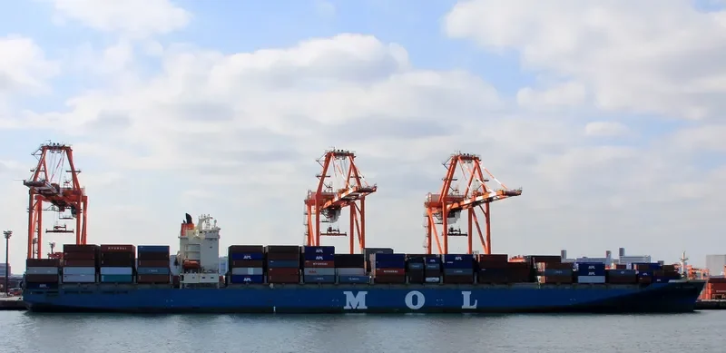 AL ENDURANCE Container Ship IMO 9261736 photo 3