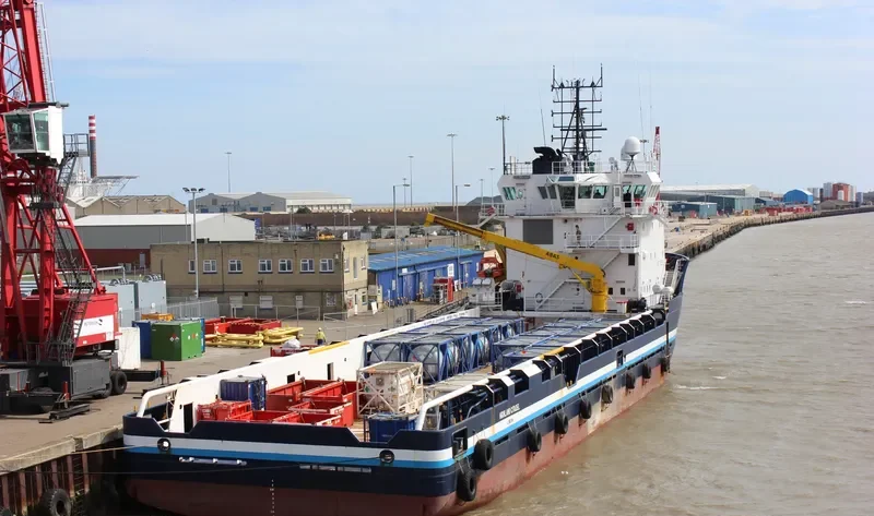 DENAR EXPLORER Offshore Vessel IMO 9262857 photo 6