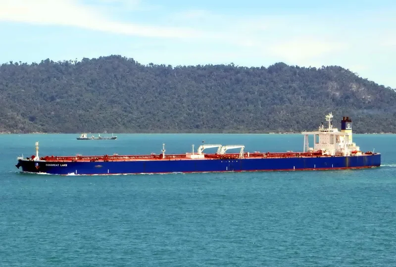COSGREAT LAKE Tanker IMO 9263215 photo 2