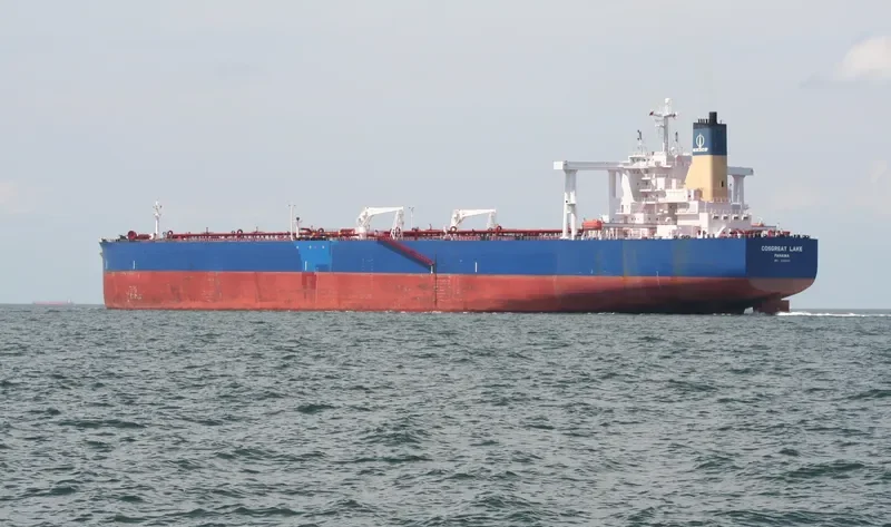 COSGREAT LAKE Tanker IMO 9263215 photo 7