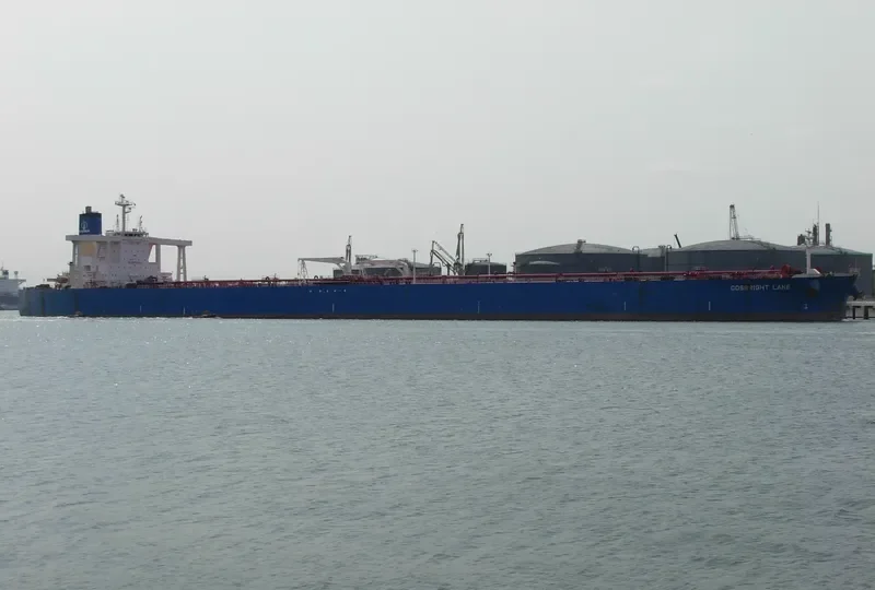 COSBRIGHT LAKE Tanker IMO 9263227 photo 2