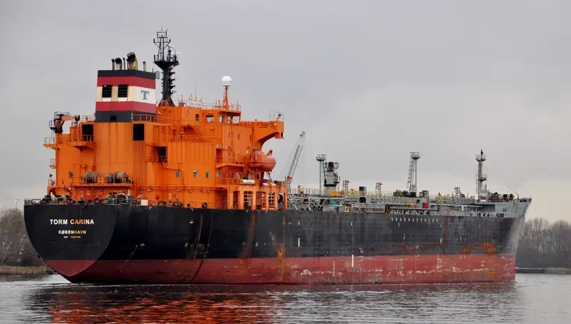 TORM CARINA Tanker IMO 9263708 photo 2