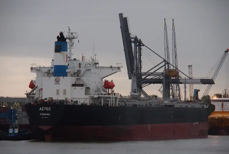 AZTEC Tanker IMO 9265354 photo 3