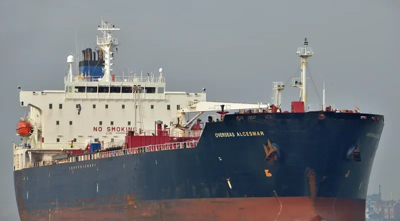 JOHNNY TRAVELLER Tanker IMO 9265861 photo 4