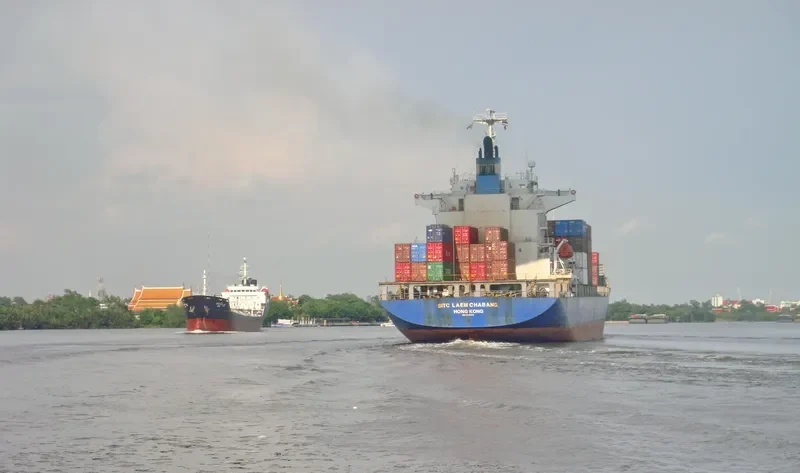 SITC LAEM CHABANG Container Ship IMO 9266102 photo 2