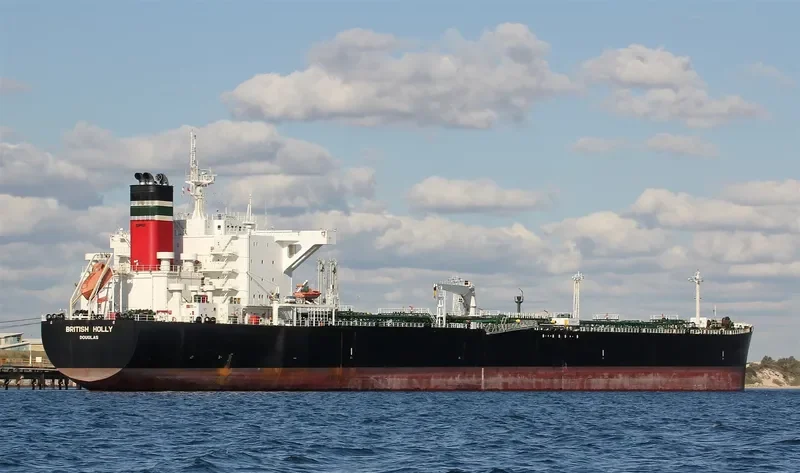 SEA HOLLY Tanker IMO 9266865 photo 7