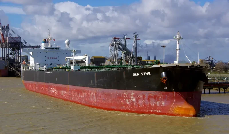 SEA VINE Tanker IMO 9266877 photo 2