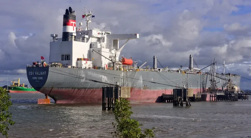 STAR VALIANT Tanker IMO 9267364 photo 9