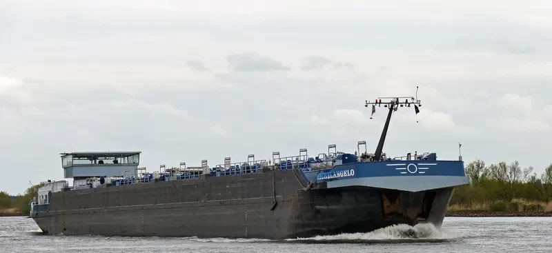 MICHELANGELO Tanker IMO 9267443 photo 5
