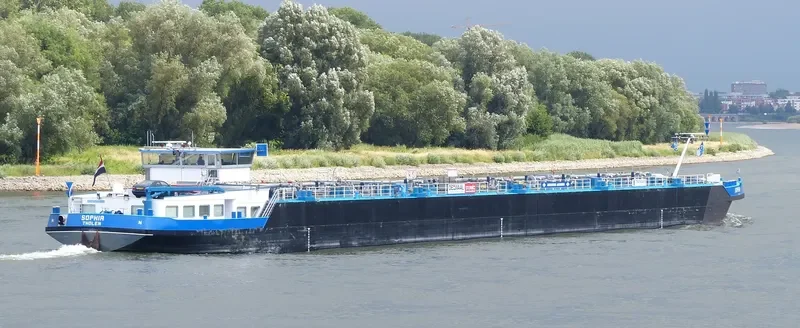 SOPHIA Tanker IMO 9267455 photo 4