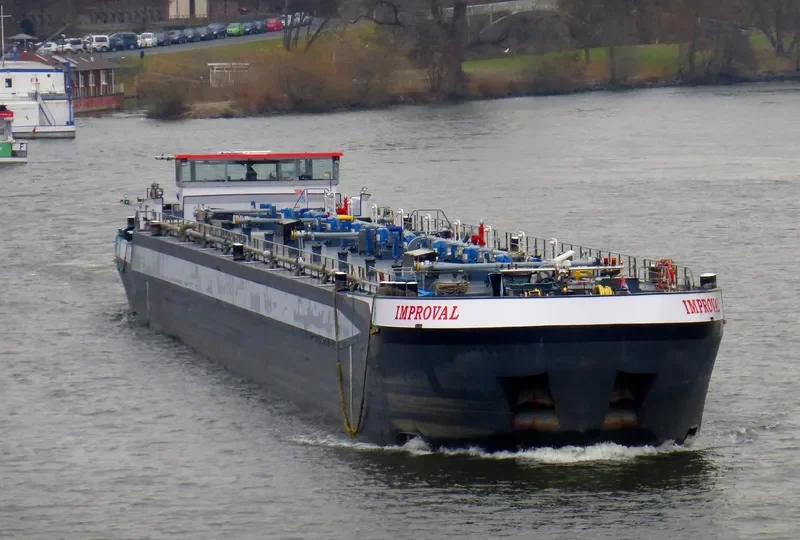 PAMIR Tanker IMO 9267883 photo 10