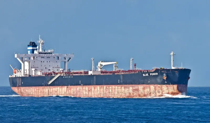 BLUE POWER Tanker IMO 9268112 photo 2