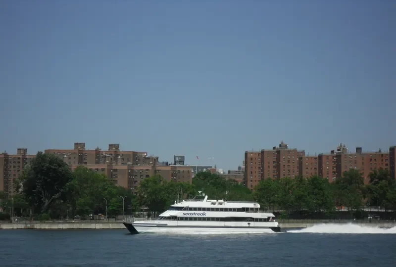 SEASTREAK HIGHLANDS Passenger Ship IMO 9270270