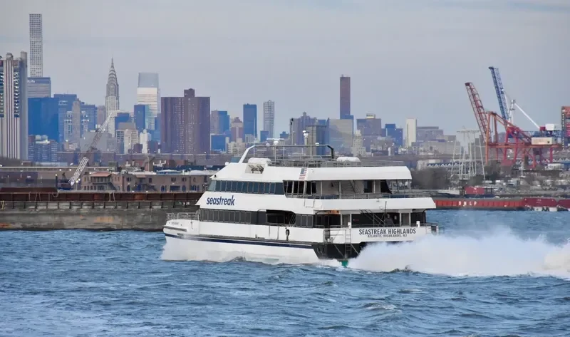 SEASTREAK HIGHLANDS Passenger Ship IMO 9270270 photo 6