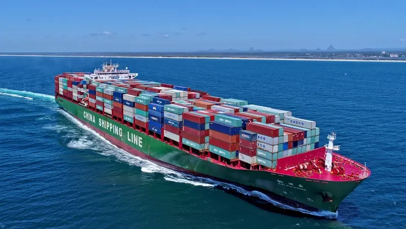 XIN PU DONG Container Ship IMO 9270440 photo 4