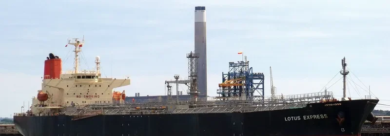 BRATASENA Tanker IMO 9271236 photo 4