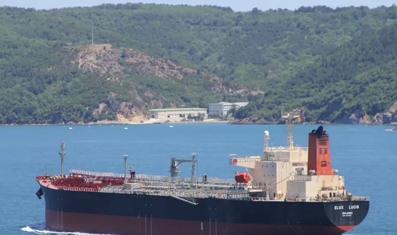 BRATASENA Tanker IMO 9271236 photo 7