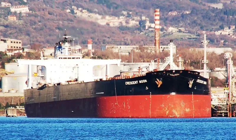 CRESCENT MOON Tanker IMO 9271585 photo 5