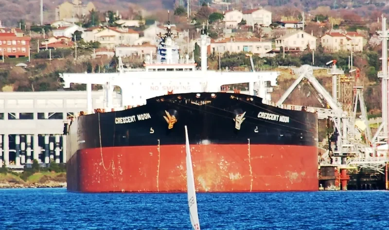 CRESCENT MOON Tanker IMO 9271585 photo 6