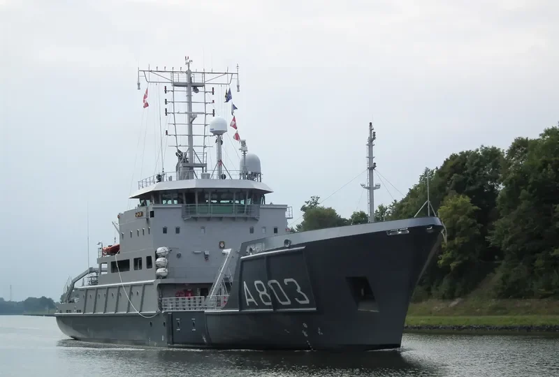 HNLMS LUYMES General Cargo IMO 9271860 photo 4