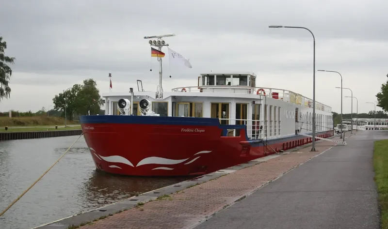 FREDERIC CHOPIN Passenger Ship IMO 9272515