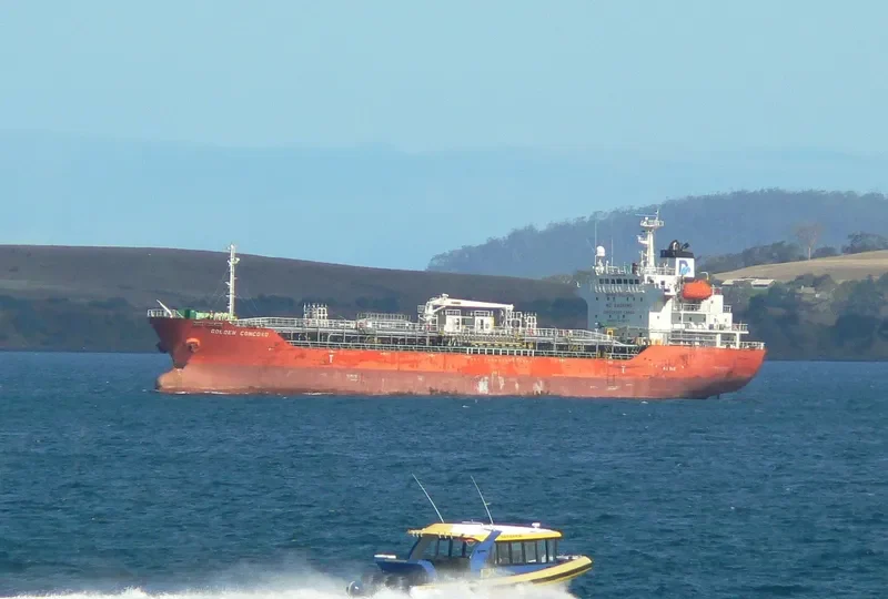 CONCORD Tanker IMO 9274006 photo 5