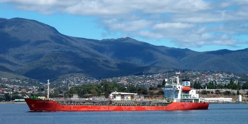 CONCORD Tanker IMO 9274006 photo 6