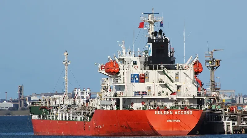 ACCORD Tanker IMO 9274020 photo 3