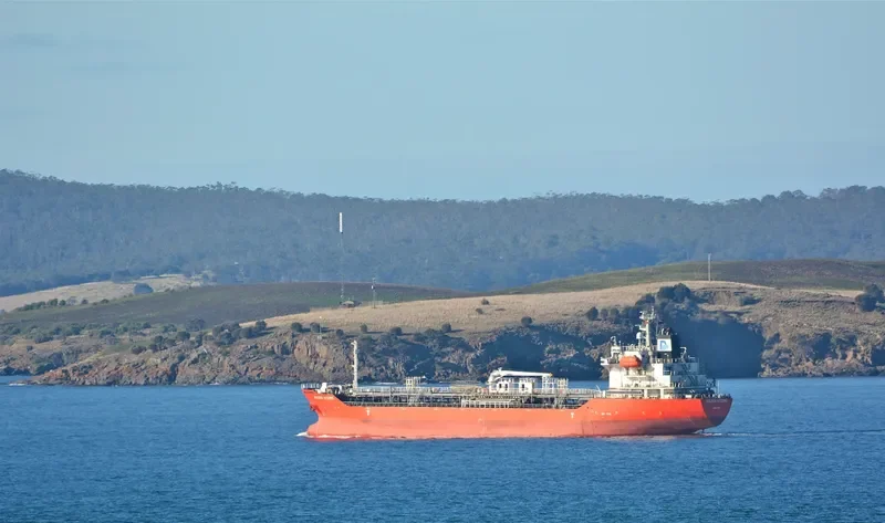 ACCORD Tanker IMO 9274020 photo 8