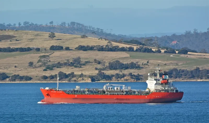 ACCORD Tanker IMO 9274020 photo 9