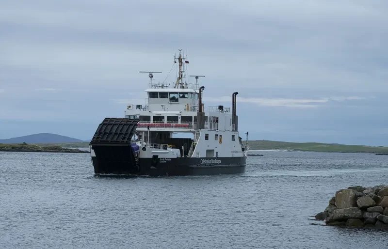 LOCH PORTAIN Ro-Ro IMO 9274824 photo 2