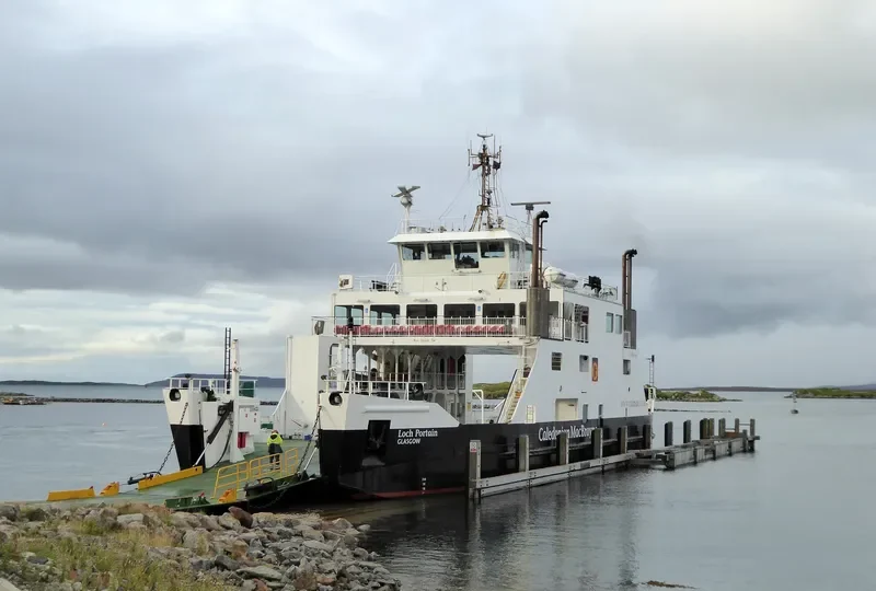 LOCH PORTAIN Ro-Ro IMO 9274824 photo 6